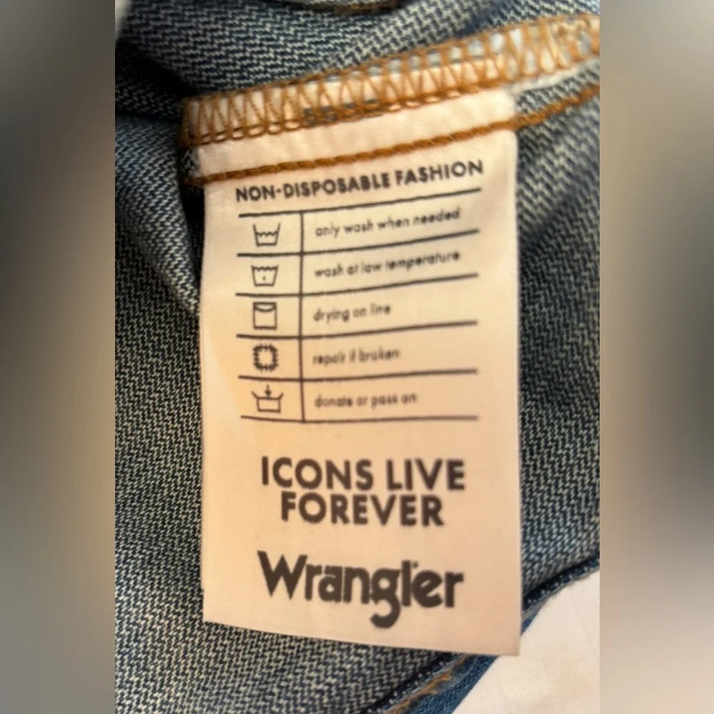 Wrangler Icons Jacket Womens Size XS Regular Fit Rigid Denim Jean Western 124WJ - Picture 9 of 16